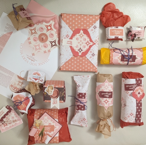 Hand Wrapping Add On - Picture 12 of 13